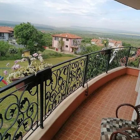 Романс Pensiune Koșarița